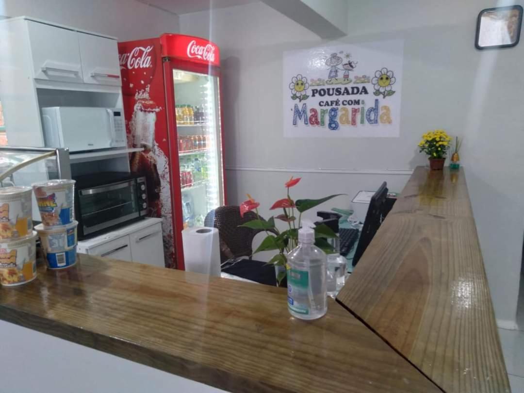 Balneário Camboriú Pousada Cafe Com Margarida 150 Metros Do Mar Rua Do Calcadao Da Central מראה חיצוני תמונה