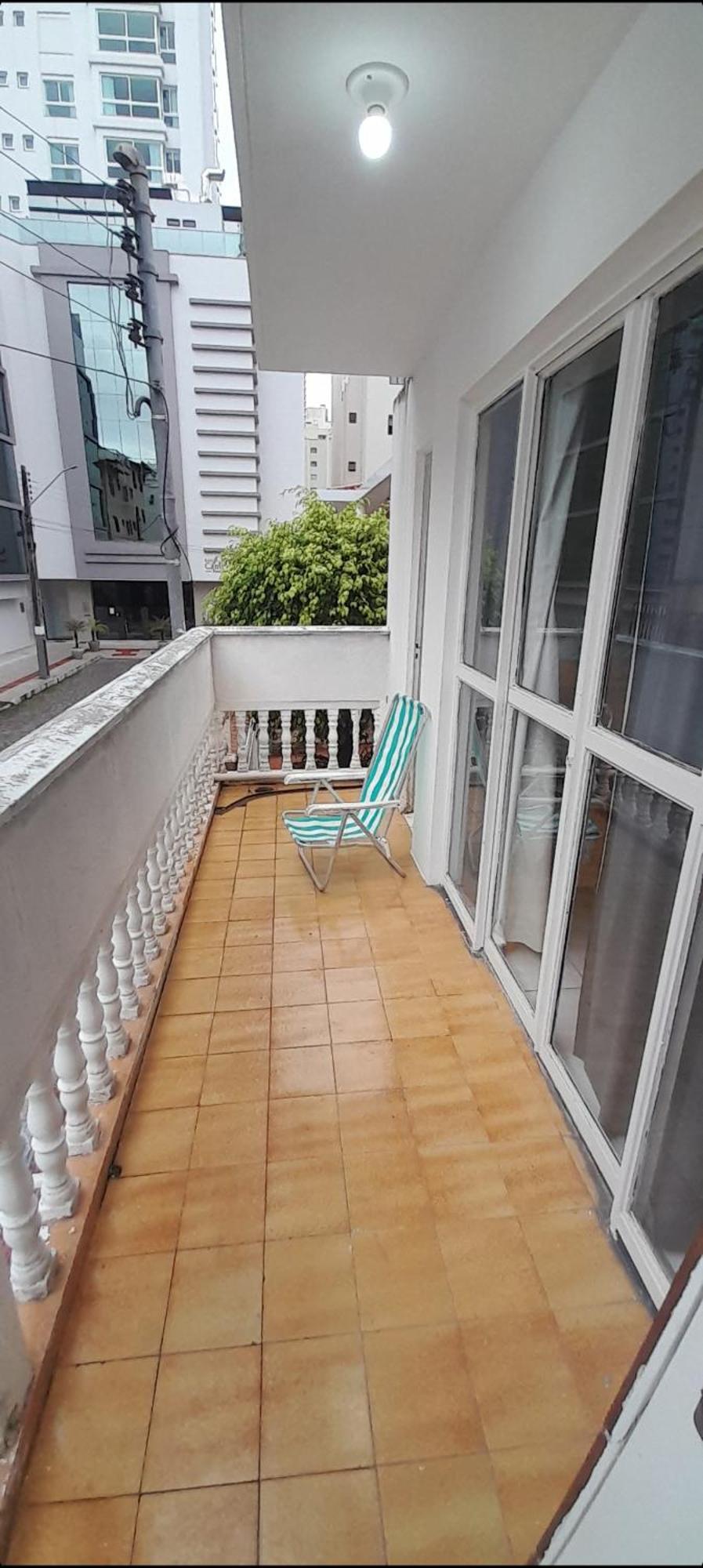Balneário Camboriú Pousada Cafe Com Margarida 150 Metros Do Mar Rua Do Calcadao Da Central מראה חיצוני תמונה